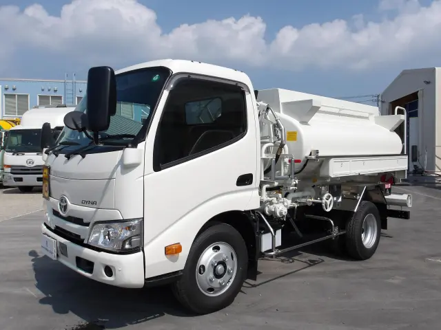 トヨタ ダイナ 2KG-XZU600H(2WD)の写真1