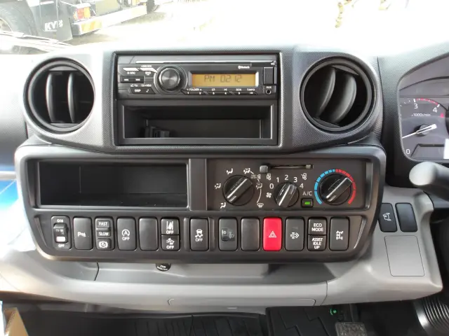 トヨタ ダイナ 2KG-XZU600H(2WD)の写真23