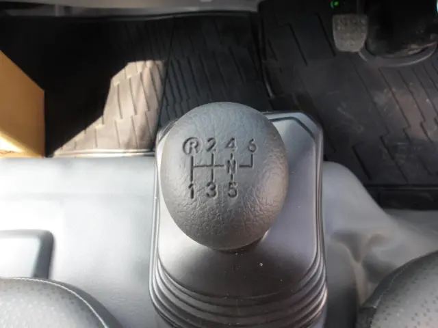 トヨタ ダイナ 2KG-XZU600H(2WD)の写真24