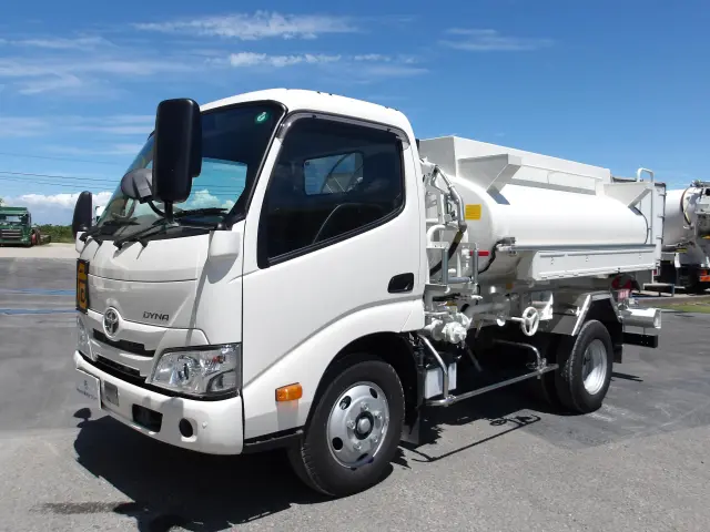 トヨタ ダイナ 2KG-XZU600H(2WD)の写真1