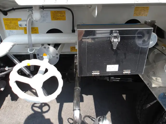 トヨタ ダイナ 2KG-XZU600H(2WD)の写真7