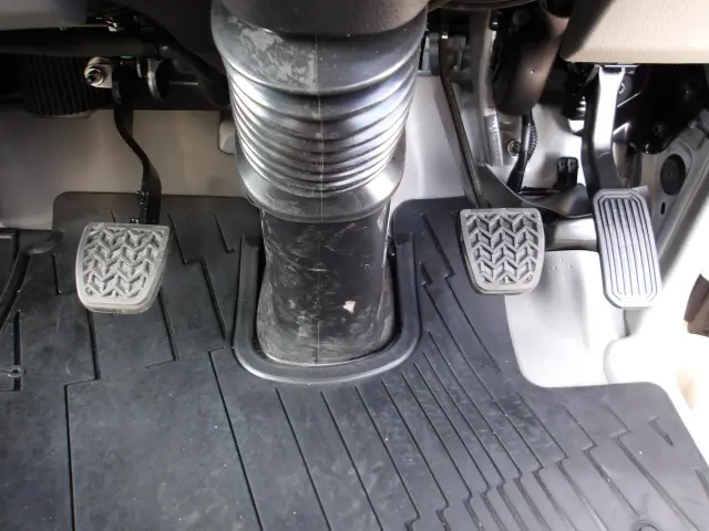 トヨタ ダイナ 2KG-XZU600H(2WD)の写真25