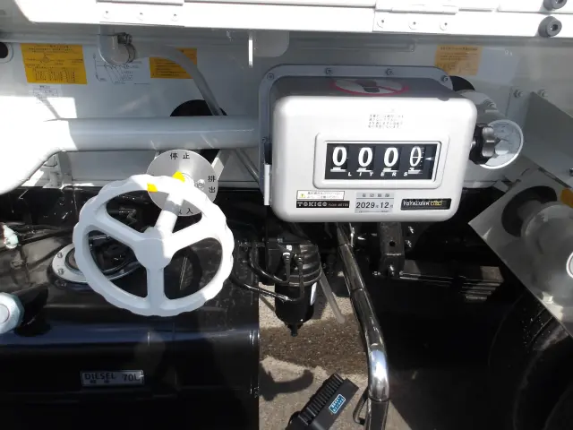 三菱 キャンター 2RG-FGA50(4WD)の写真7