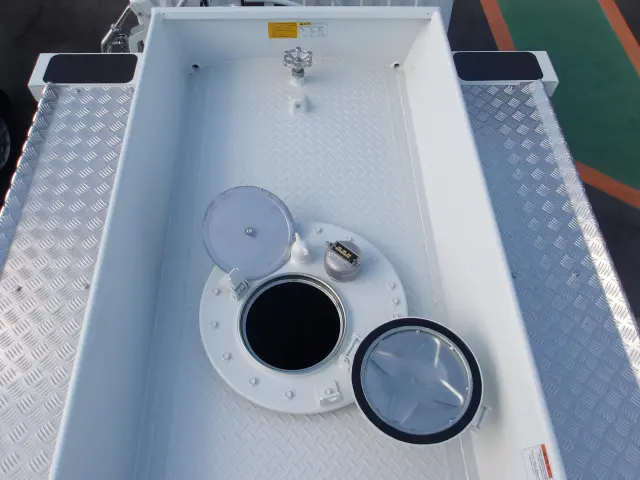 三菱 キャンター 2RG-FGA50(4WD)の写真9