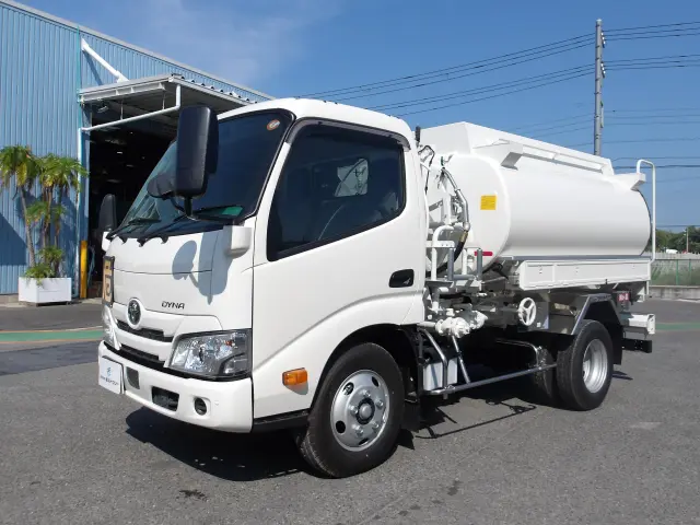 トヨタ ダイナ 2KG-XZU600H(2WD)の写真1