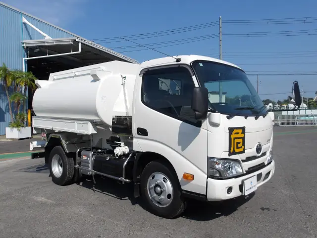 トヨタ ダイナ 2KG-XZU600H(2WD)の写真3