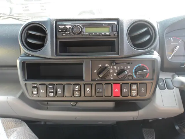 トヨタ ダイナ 2KG-XZU600H(2WD)の写真22