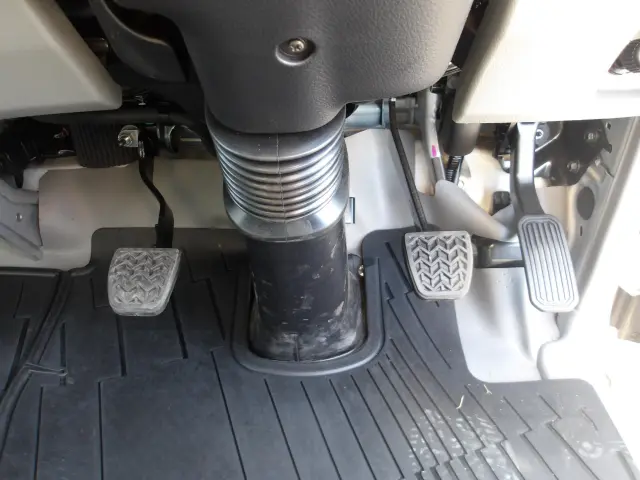 トヨタ ダイナ 2KG-XZU600H(2WD)の写真24