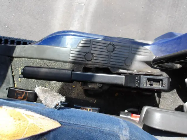 いすゞ ギガ QKG-CYH77A(8x4)の写真30