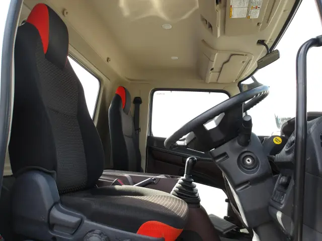 日野 レンジャー 2KG-FJ2ABA(2WD)の写真18