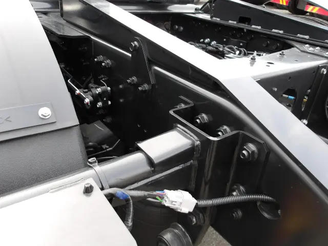 三菱 スーパーグレート 2RG-FP84VDR(2WD)の写真11