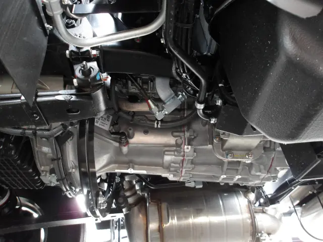 三菱 スーパーグレート 2RG-FP84VDR(2WD)の写真15