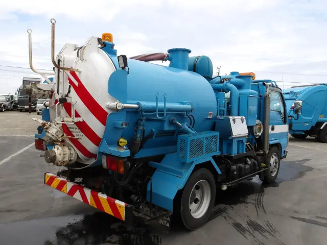 いすゞ エルフ TPG-NKR85N(2WD)の写真4