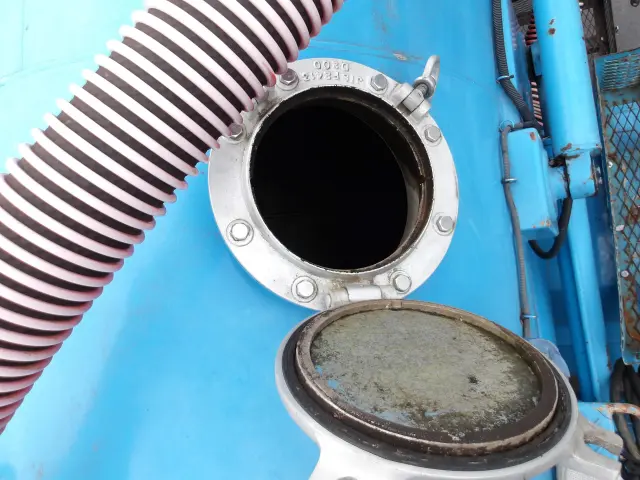 いすゞ エルフ TPG-NKR85N(2WD)の写真13