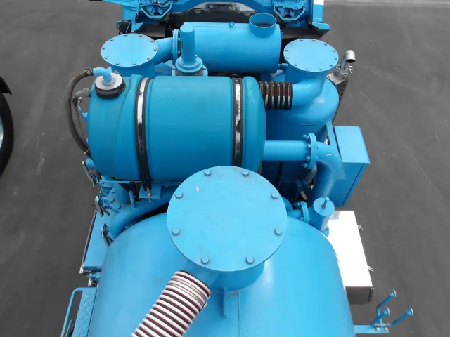 いすゞ エルフ TPG-NKR85N(2WD)の写真14