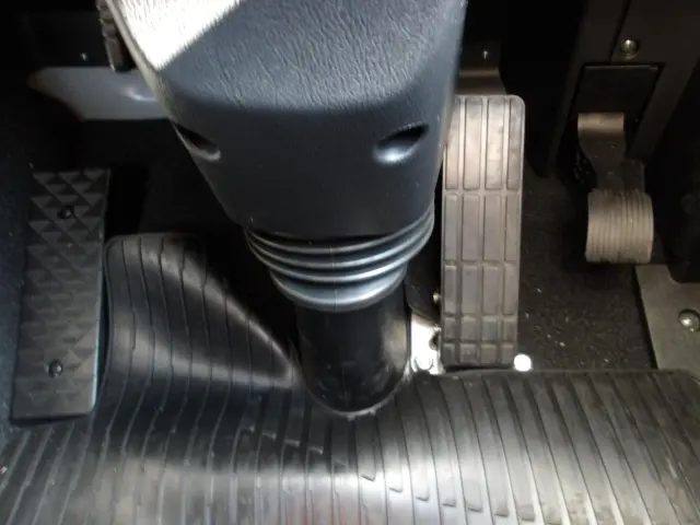 三菱 スーパーグレート 2PG-FV80VY(6x4)の写真26