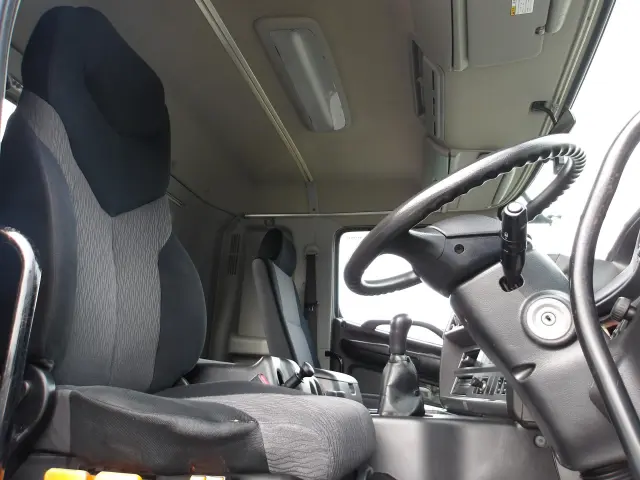 日野 プロフィア LDG-GN1APBA(その他)の写真13