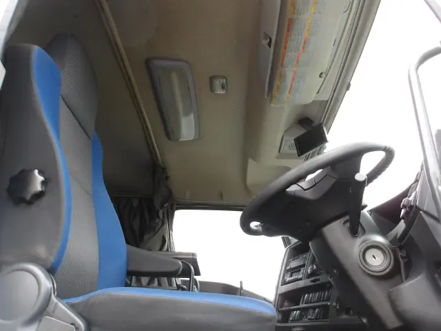 いすゞ ギガ QPG-CXZ77BT(6x4)の写真20