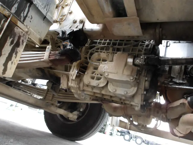 いすゞ ギガ QPG-CXZ77BT(6x4)の写真17