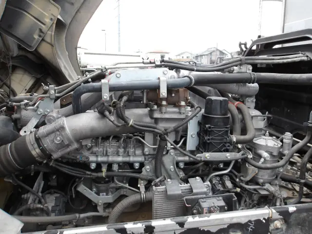 いすゞ ギガ QPG-CXZ77BT(6x4)の写真19