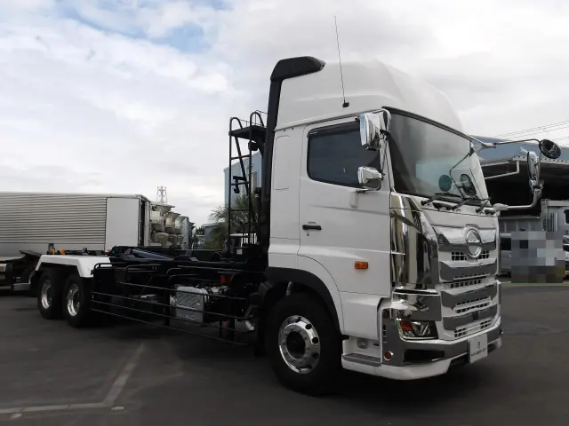 日野 プロフィア 2DG-FS1AHE(6x4)の写真3