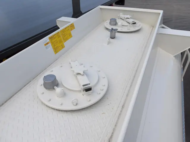 日野 デュトロ 2DG-XZU675M(4WD)の写真9