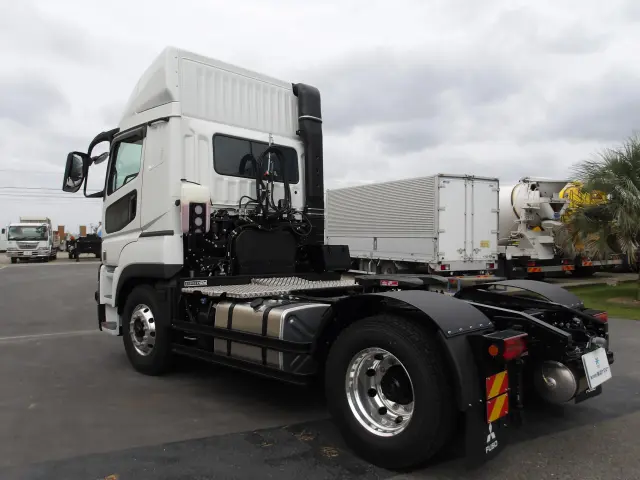 三菱 スーパーグレート 2RG-FP84VER(2WD)の写真2