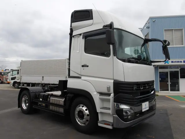 三菱 スーパーグレート 2RG-FP84VER(2WD)の写真3