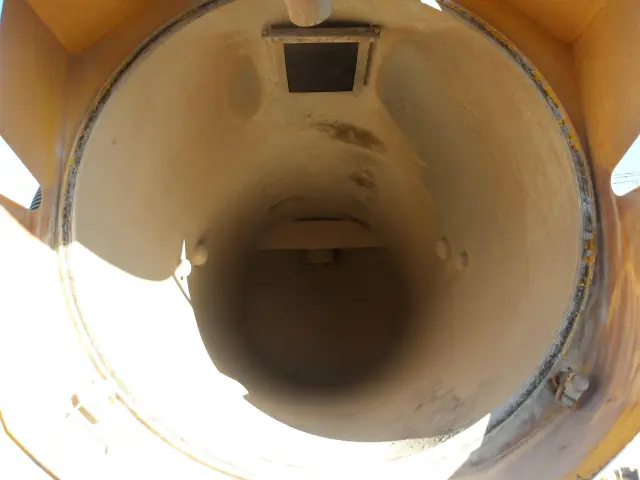 いすゞ ギガ 2PG-CYZ77CM(6x4)の写真12