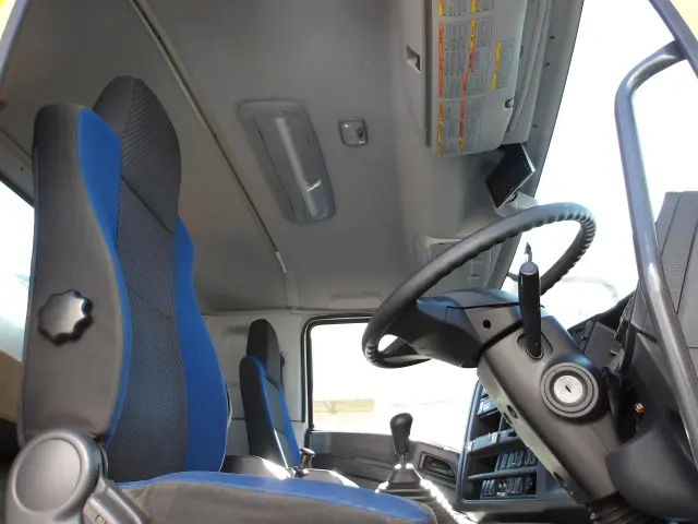 いすゞ ギガ 2PG-CYZ77CM(6x4)の写真21