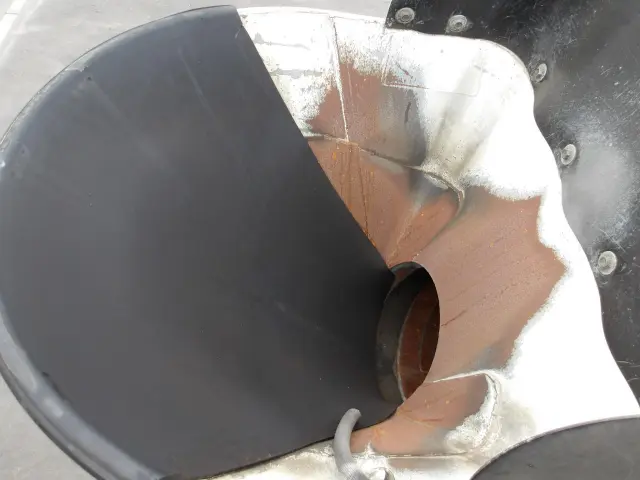 いすゞ エルフ 2RG-NKR88N(2WD)の写真8