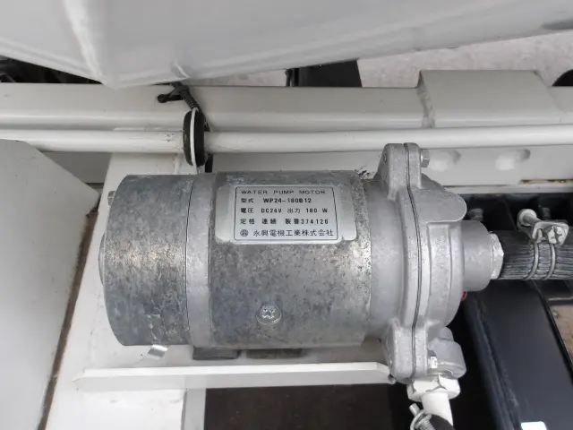 いすゞ エルフ 2RG-NKR88N(2WD)の写真12