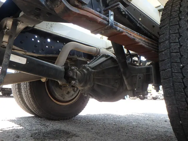 いすゞ エルフ 2RG-NKR88N(2WD)の写真14