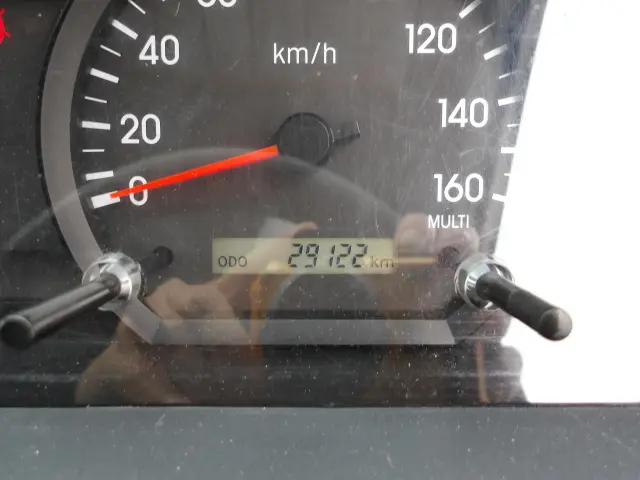 いすゞ エルフ 2RG-NKR88N(2WD)の写真21