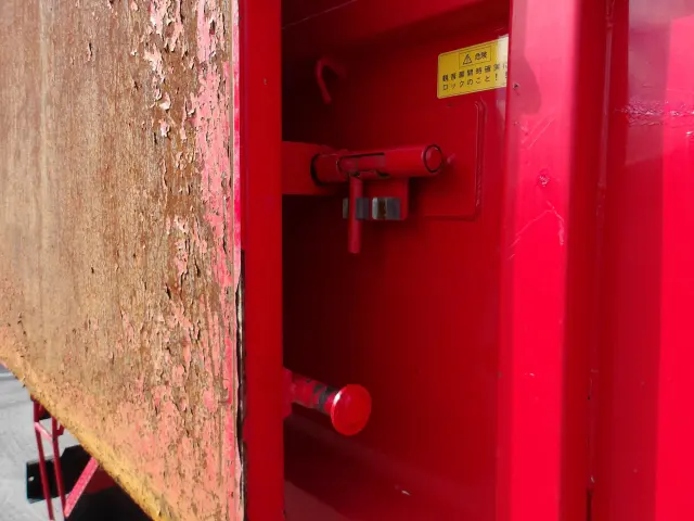 いすゞ フォワード 2RG-FRR90S2(2WD)の写真10