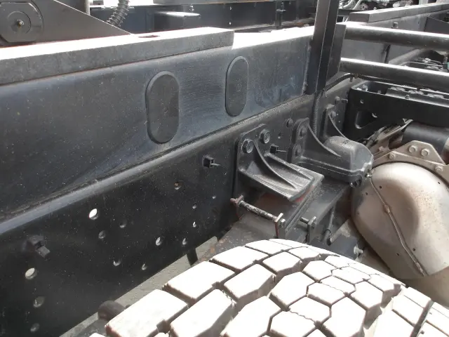 いすゞ フォワード 2RG-FRR90S2(2WD)の写真12