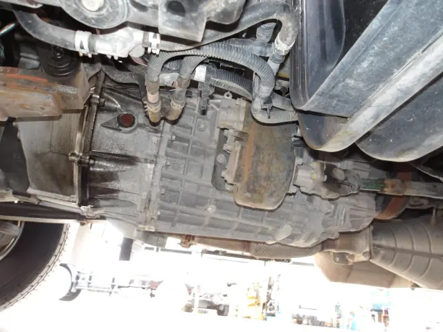 いすゞ フォワード 2RG-FRR90S2(2WD)の写真14