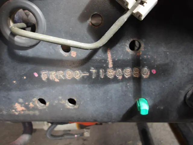 いすゞ フォワード 2RG-FRR90S2(2WD)の写真15