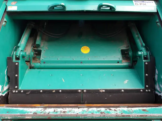 日野 レンジャー 2KG-FC2ABA(2WD)の写真12