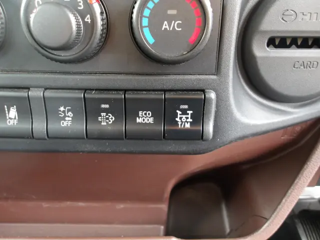 日野 レンジャー 2KG-FC2ABA(2WD)の写真24