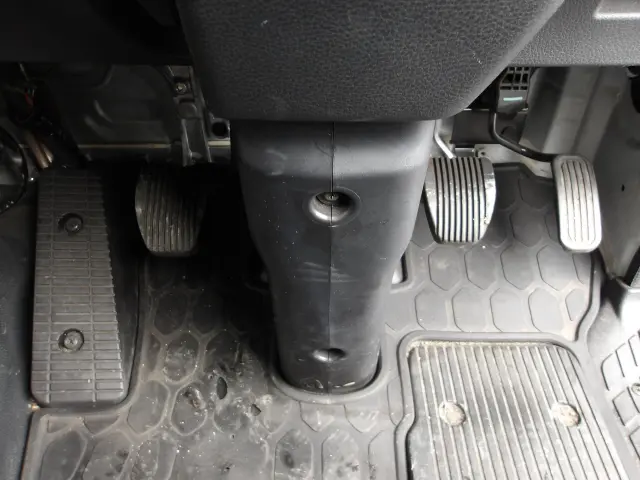 日野 レンジャー 2KG-FC2ABA(2WD)の写真28