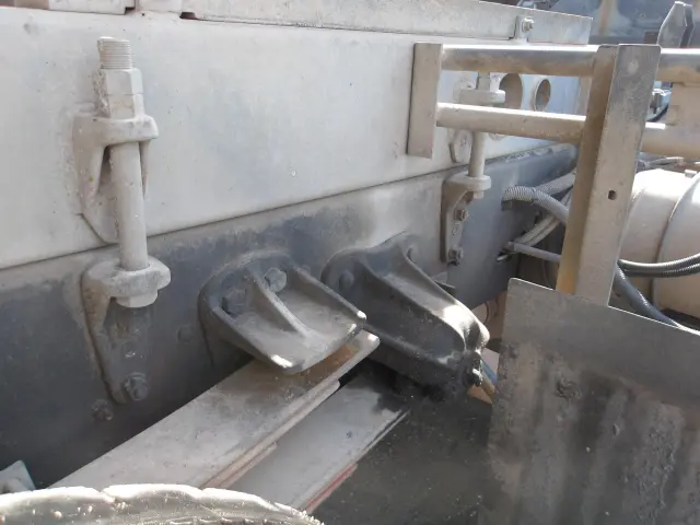 日野 レンジャー BDG-FG8JGWA(2WD)の写真14