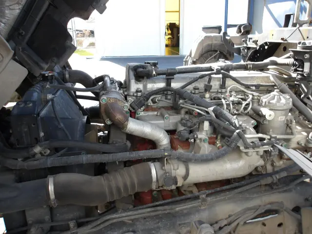 日野 レンジャー BDG-FG8JGWA(2WD)の写真18