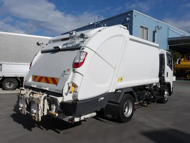 いすゞ フォワード 2RG-FRR90S2(2WD)の写真4