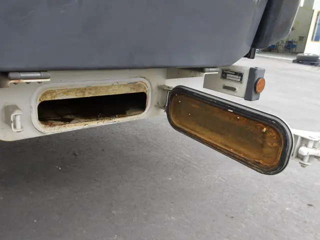 いすゞ フォワード 2RG-FRR90S2(2WD)の写真14