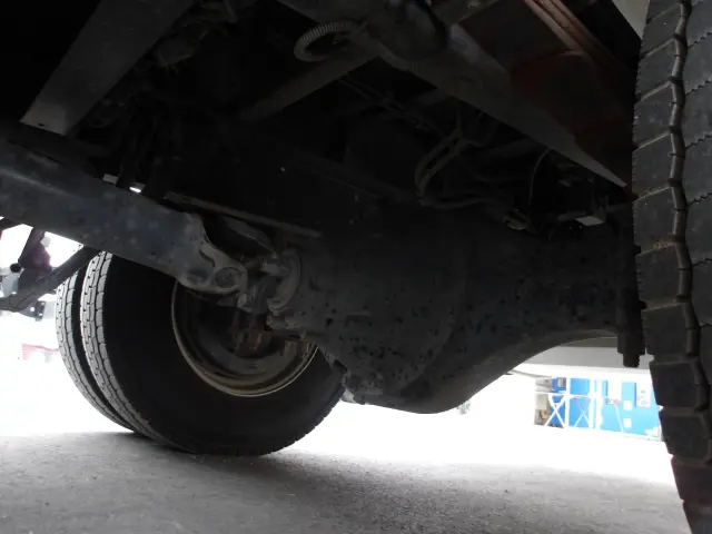 いすゞ フォワード 2RG-FRR90S2(2WD)の写真17