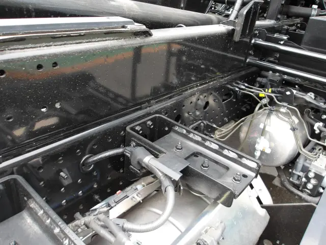 いすゞ フォワード 2RG-FRR90S4(2WD)の写真14
