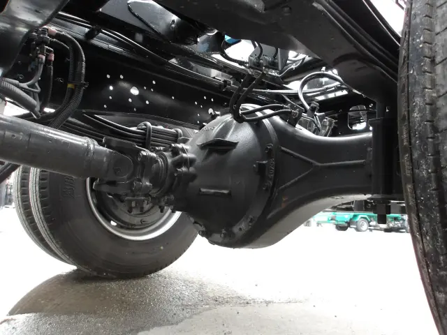 いすゞ フォワード 2RG-FRR90S4(2WD)の写真15