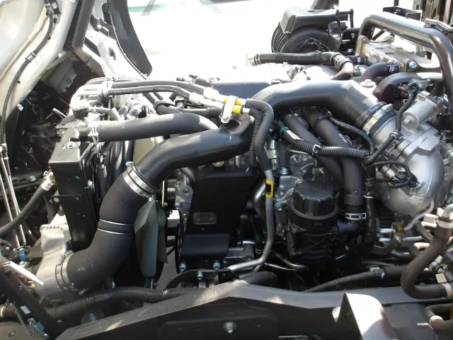 いすゞ フォワード 2RG-FRR90S4(2WD)の写真17