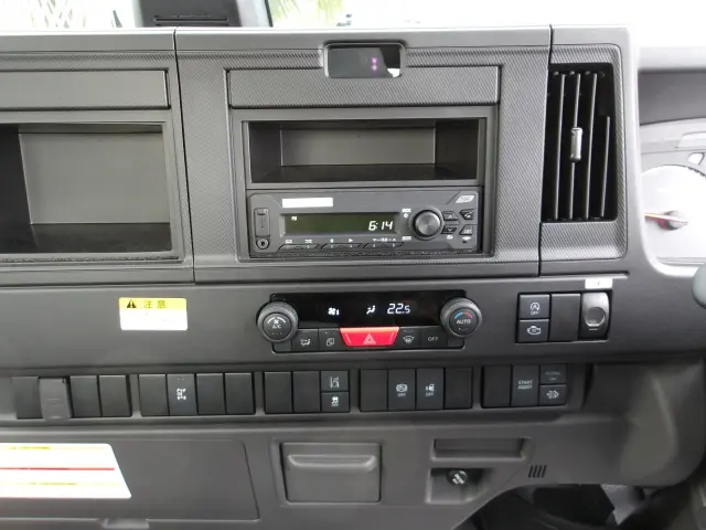 いすゞ フォワード 2RG-FRR90S4(2WD)の写真21
